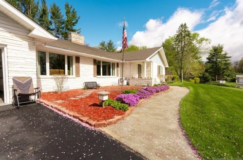 150 Fox Den Rd, Bristol, CT 06010-9006
