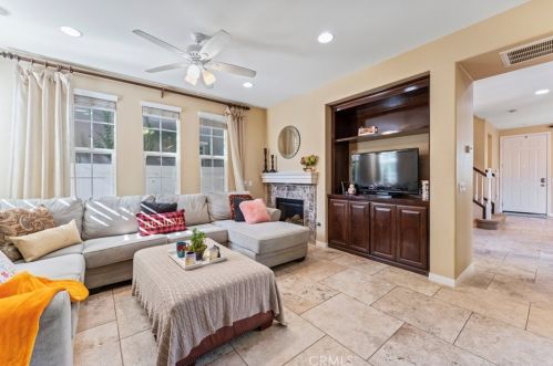 45850 Daviana Way, Temecula CA  92592-4170 exterior