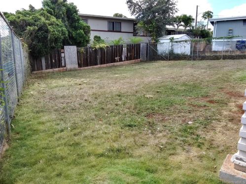 1616 Anakole Pl, Pearl City HI  96782-2001 exterior