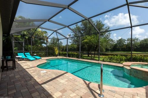 2918 Aviamar Cir, Naples, FL 34114-9564