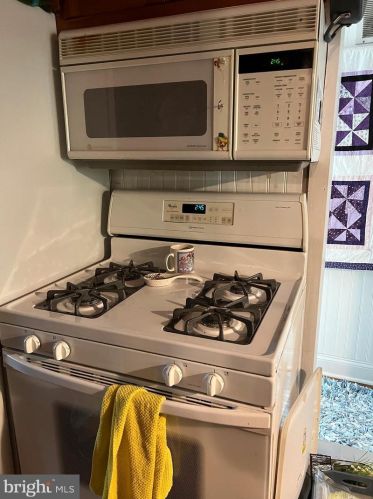 239 Ridge Rd, Browns Mills NJ  08015-4512 exterior