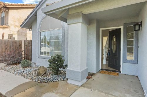 293 Crane Rd, Valley Home CA  95361-8106 exterior
