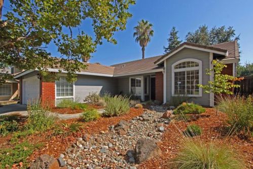 15213 Celebrar St, Rancho Murieta, CA 95683-9104