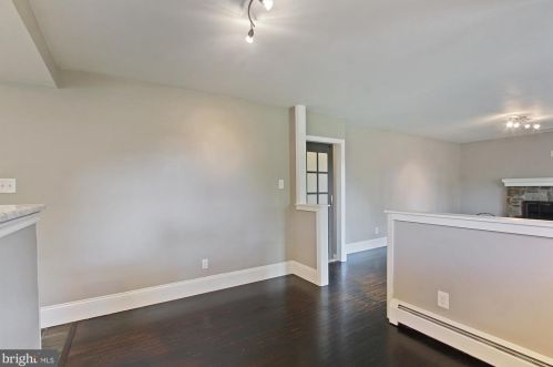 41 Roosevelt Blvd, Lancaster PA 17601-4039 exterior