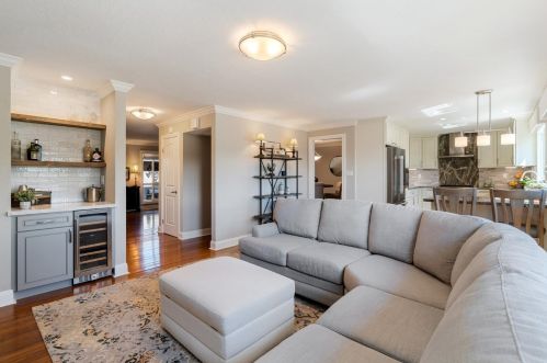 2510 Hastings Dr, Belmont CA  94002-3322 exterior