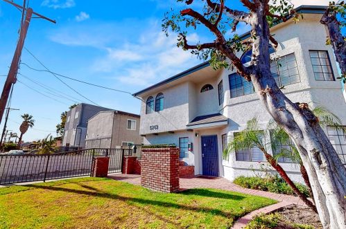 5743 Klump Ave, North Hollywood CA  91601-1877 exterior