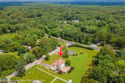 240 Sunnybrook Rd, Jackson Twp NJ  08527-4615 exterior