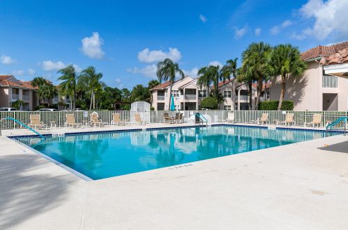 9827 Perfect Dr, Fort Pierce FL  34986-3032 exterior