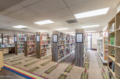 1569 Torrey Pines Ln, Chandler AZ  85249-8523 exterior