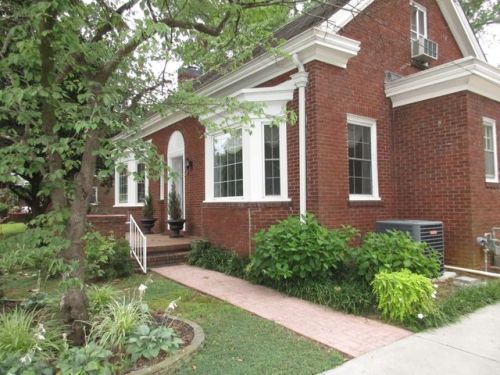 407 Jennings Ave, Greenwood, SC 29649-2510