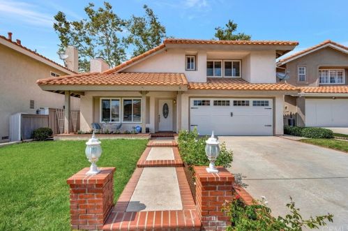 13 Bayleaf St, Trabuco Canyon, CA 92688-1221