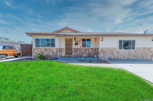 4093 Meadowbrook St, Orange, CA 92865-1407