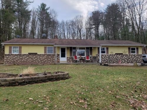 1270 Town Ridge Rd, Mcalistervle, PA 17049-8030