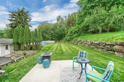 29 Ramapo Rd, Garnerville NY  10923-1717 exterior