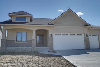 4625 144th St, Des Moines, IA 50323-2488