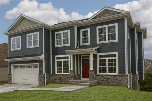 102 Lynhurst Dr, Pittsburgh, PA 15237-1265