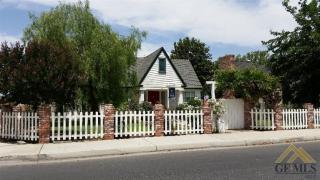2730 Chester Ln, Bakersfield, CA 93304-1835