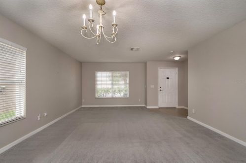722 Flower Fields Ln, Orlando, FL 32824-6158