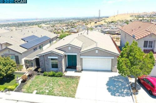 1058 Santa Lucia Dr, West Pittsburg, CA 94565-7613