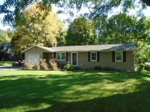 7003 Pittsford Palmyra Rd, Fairport, NY 14450-9506