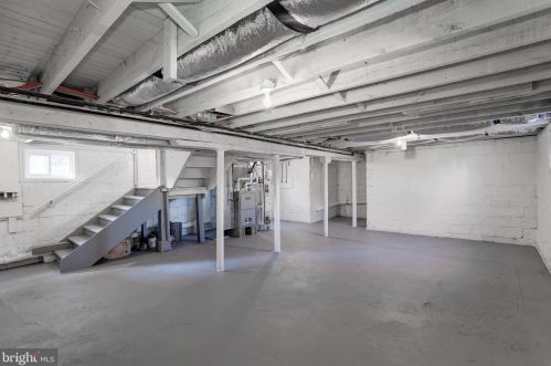 15 Beechwood Ave, Camden NJ  08107-1318 exterior