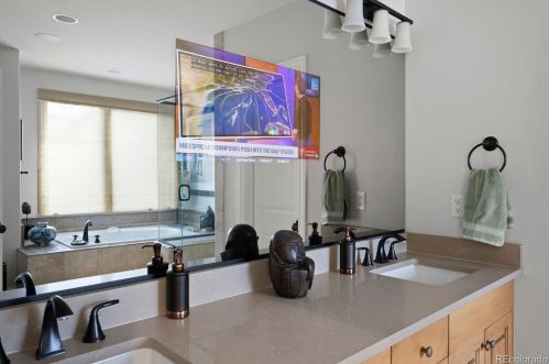 117 Jackson St, Denver CO 80403-1327 exterior