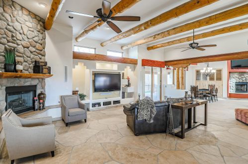 3833 67 Ave, Phoenix AZ 85033 exterior