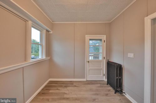 407 2nd St, Bangor PA  18013-2514 exterior