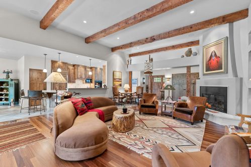 11405 Justin Dr, Thiensville WI  53092-2785 exterior