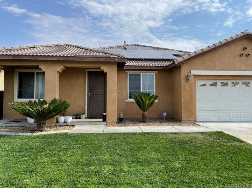 12842 Dos Palmas Rd, Victorville CA  92392-8378 exterior