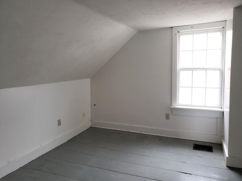 641 1st Nh Tpke, Northwood NH  03261-3302 exterior