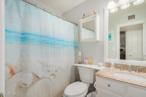 4722 Wahalla Ln, Glendale AZ 85308-7081 exterior