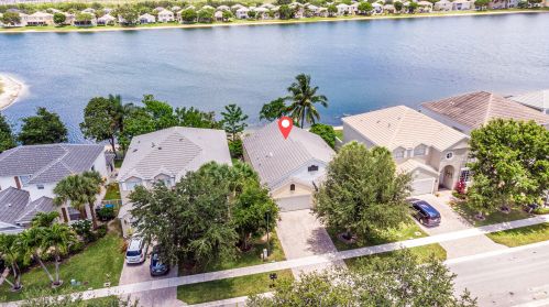 242 Berenger Walk, West Palm Beach, FL 33414-4346