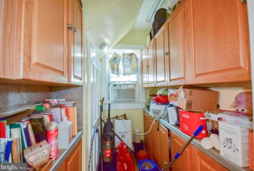 310 Congress St, Charles Town WV  25414-1320 exterior