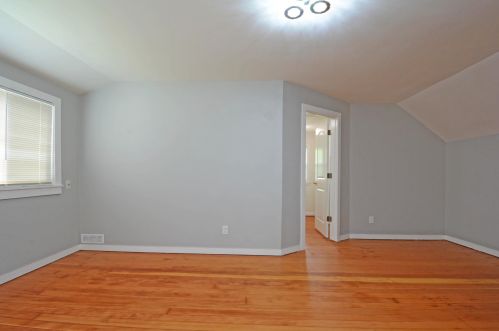 4000 Dupont Ave, Minneapolis MN  55412-1613 exterior