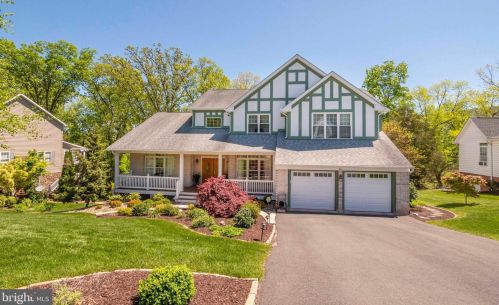 160 Manor Dr, Edinburg VA  22824-3579 exterior