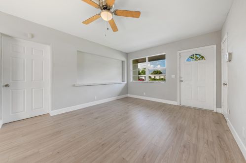 3808 Everglades Rd, West Palm Beach, FL 33410-2319