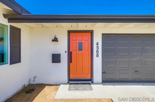 4568 Paola Pl, San Diego, CA 92117-3239