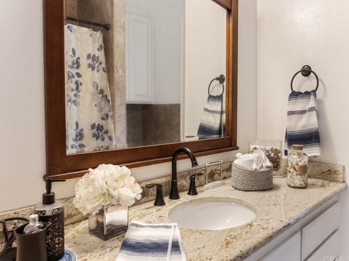 1341 Vallejo Way, Upland CA  91786-3164 exterior