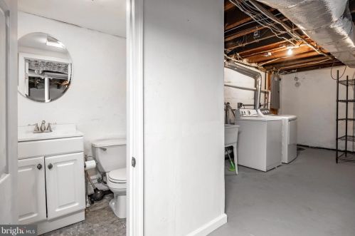 1733 Hawthorne Ave, Pittsburgh PA 15205-4541 exterior