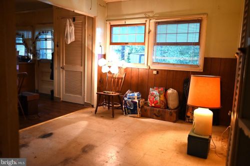 346 Andover Rd, Fairless Hills PA  19030-2231 exterior