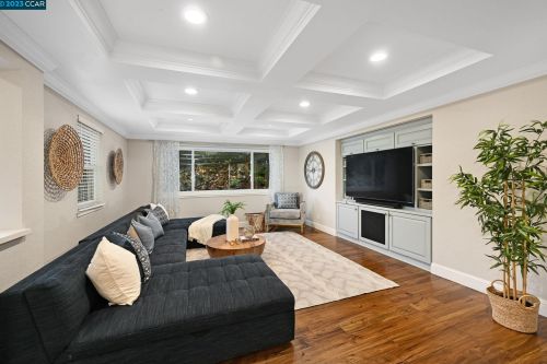 5613 Mount Hood Ct, Pacheco CA  94553-5837 exterior