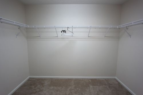 925 Sunset Dr, Englewood OH  45322-2251 exterior