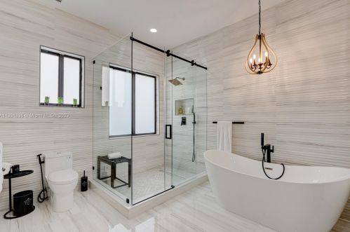 3586 143rd Ave, Hollywood FL  33027-4704 exterior