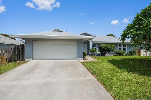1067 Firestone Ave, Fort Pierce, FL 34953-3602