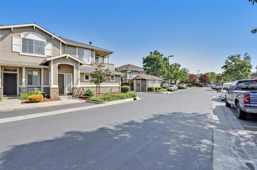 352 Powerscourt Way, San Jose, CA 95136-3924