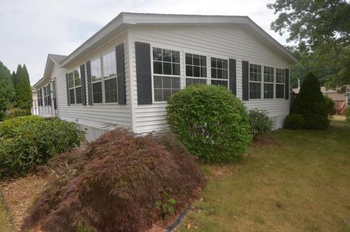 11 Constitution Way, Dover, NH 03820-4927