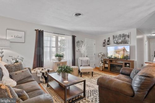 45 Ridge Loop Rd, Three Churches WV  26757-6377 exterior