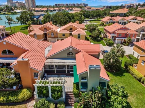 27 Jefferson Ct, Saint Petersburg, FL 33711-5120