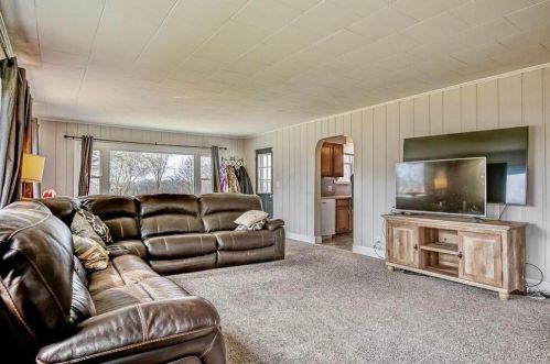 761 Upper Fredericktown Rd, Mount Vernon OH  43050-9607 exterior